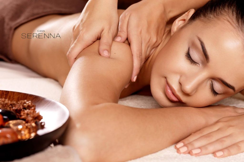 Como reducir el estres con masajes en Casa Serenna Spa